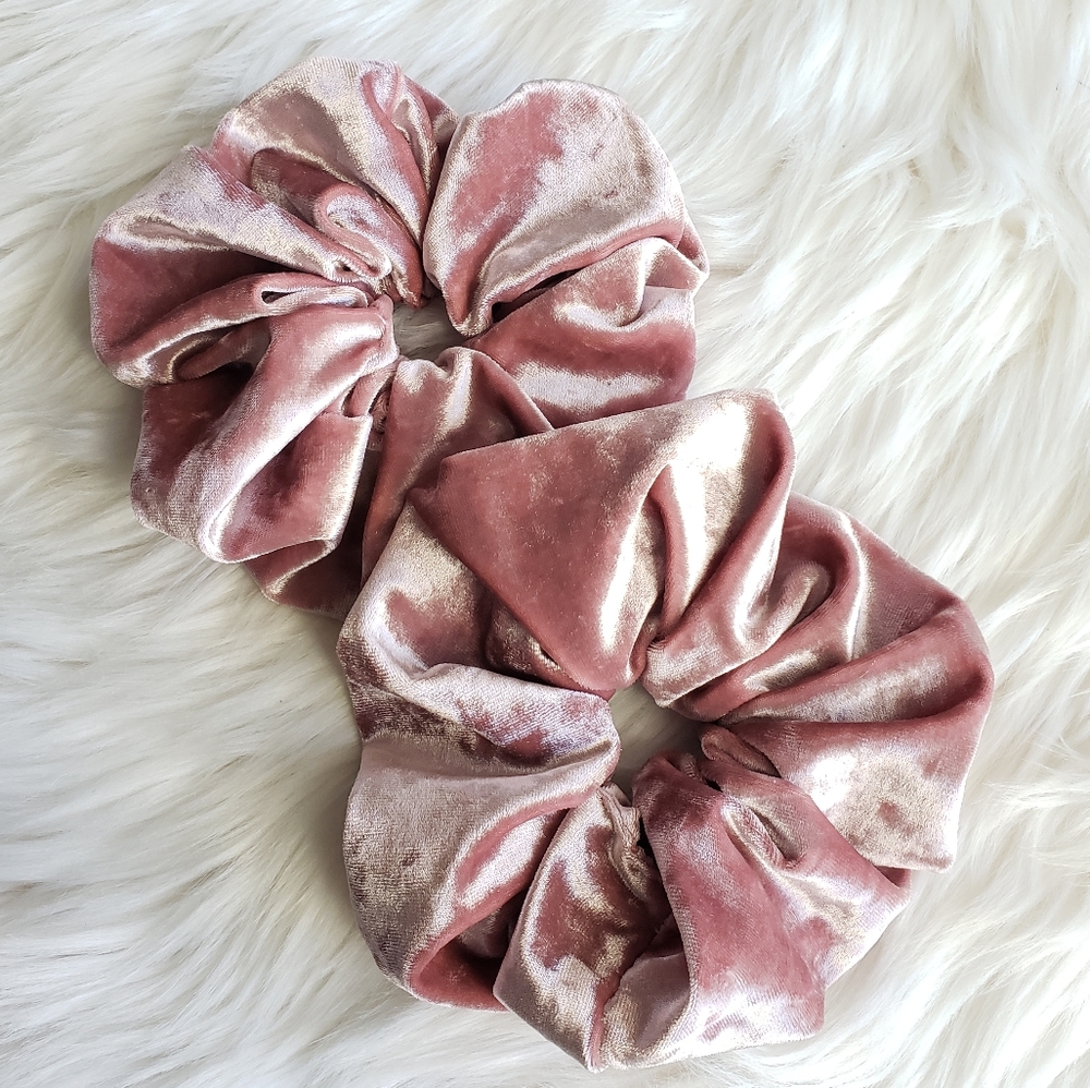 Set of 2 Large Mauve Velvet Scrunchies